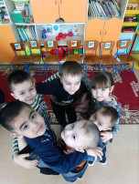 "Обнимашки" "Обнимашки".
